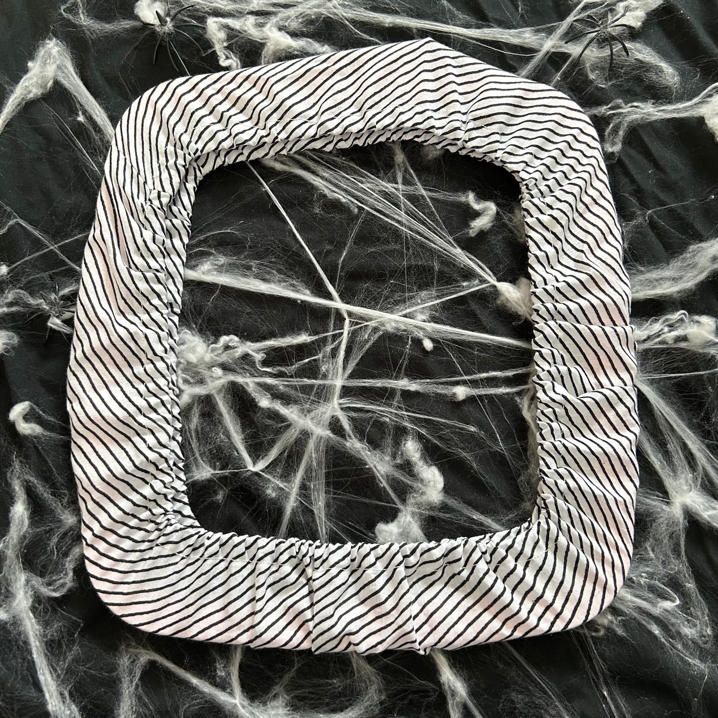 Elvira Grime Guard (Available for Q-Snaps and Nurge Hoops