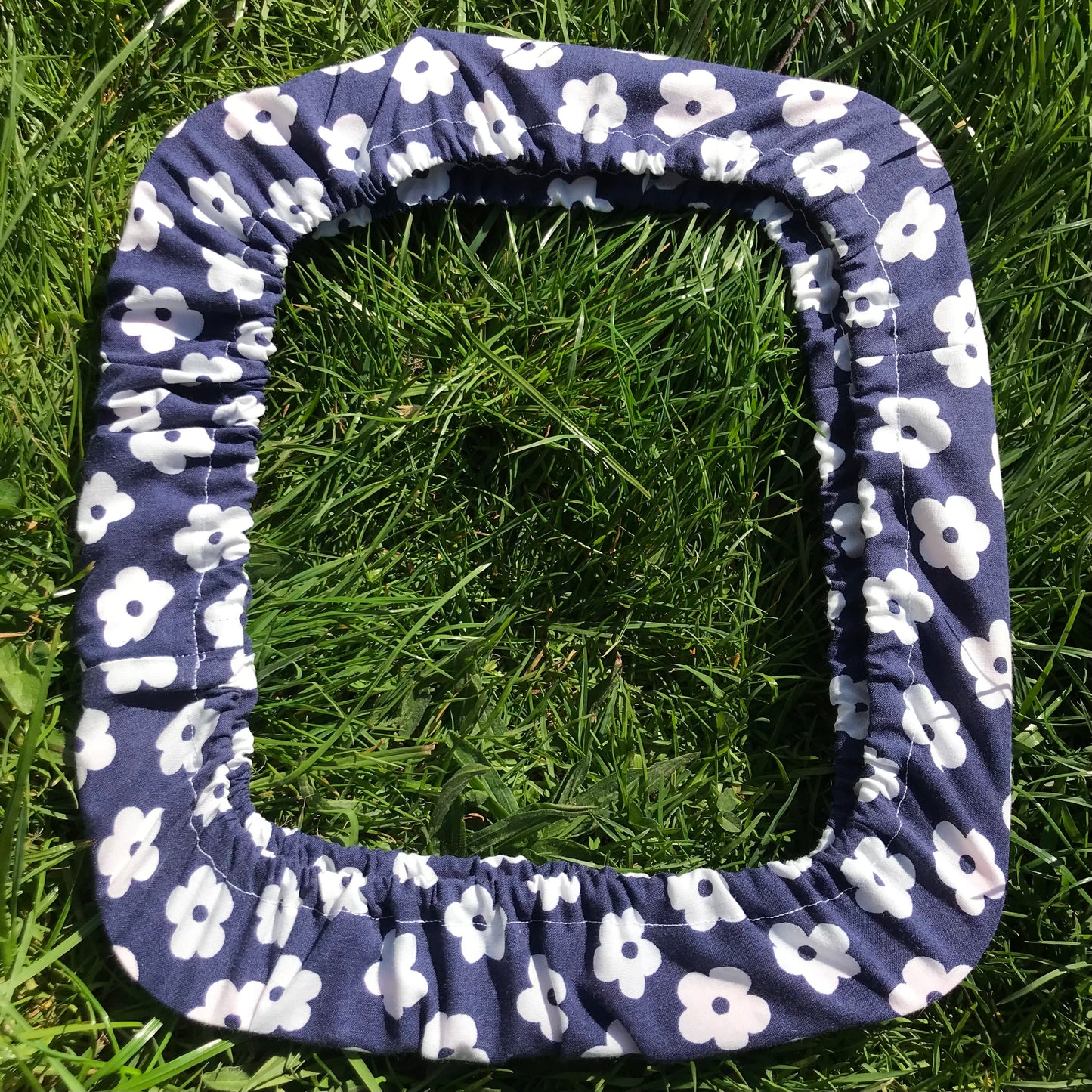 Petunia Grime Guard (SECONDS) (Available for Q-Snaps and Nurge Hoops)